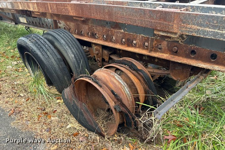 image for item DP6814 1994 Wabash L-102 flatbed trailer