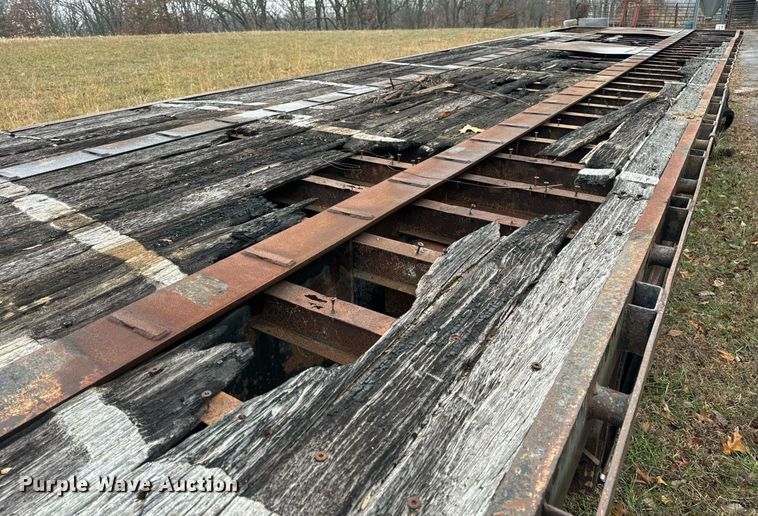 image for item DP6814 1994 Wabash L-102 flatbed trailer