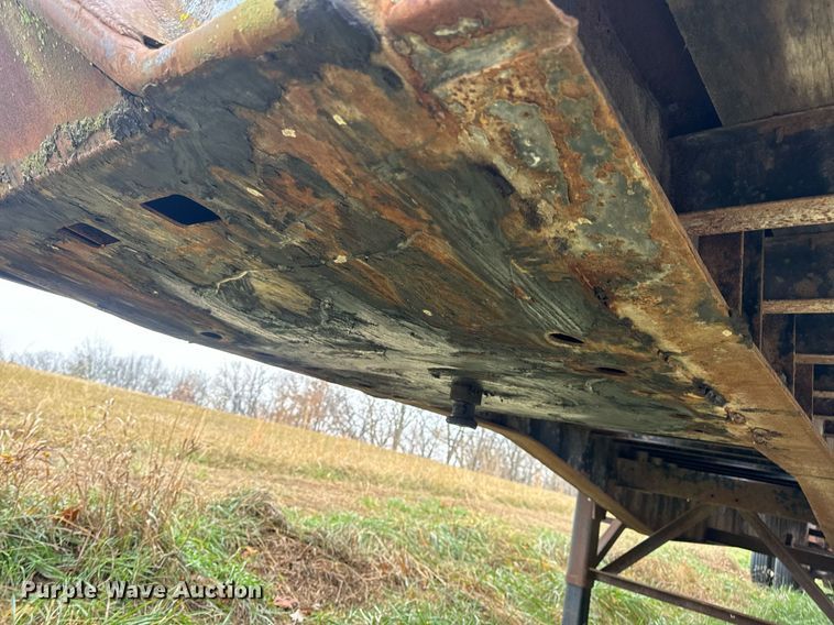 image for item DP6814 1994 Wabash L-102 flatbed trailer