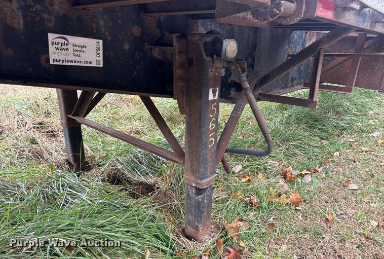 image for item DP6814 1994 Wabash L-102 flatbed trailer