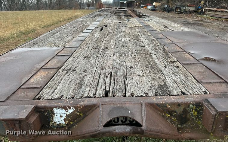 image for item DP6814 1994 Wabash L-102 flatbed trailer