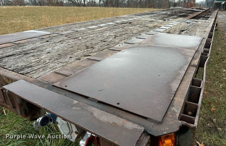 image for item DP6814 1994 Wabash L-102 flatbed trailer
