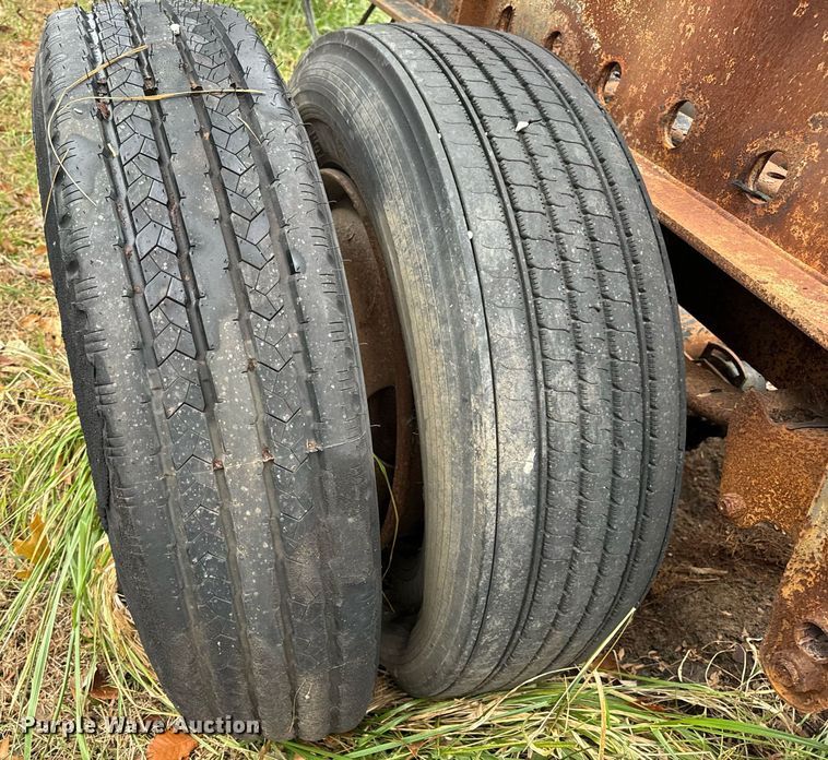 image for item DP6814 1994 Wabash L-102 flatbed trailer