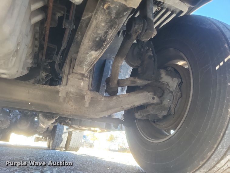 image for item DQ3759 2010 Freighliner Columbia semi truck