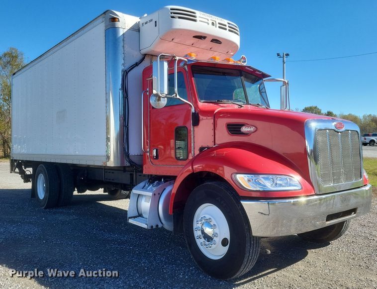 image for item DQ3762 2009 Peterbilt PB335 refrigerated truck