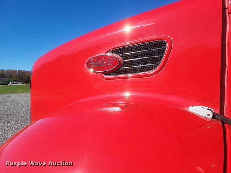 image for item DQ3762 2009 Peterbilt PB335 refrigerated truck