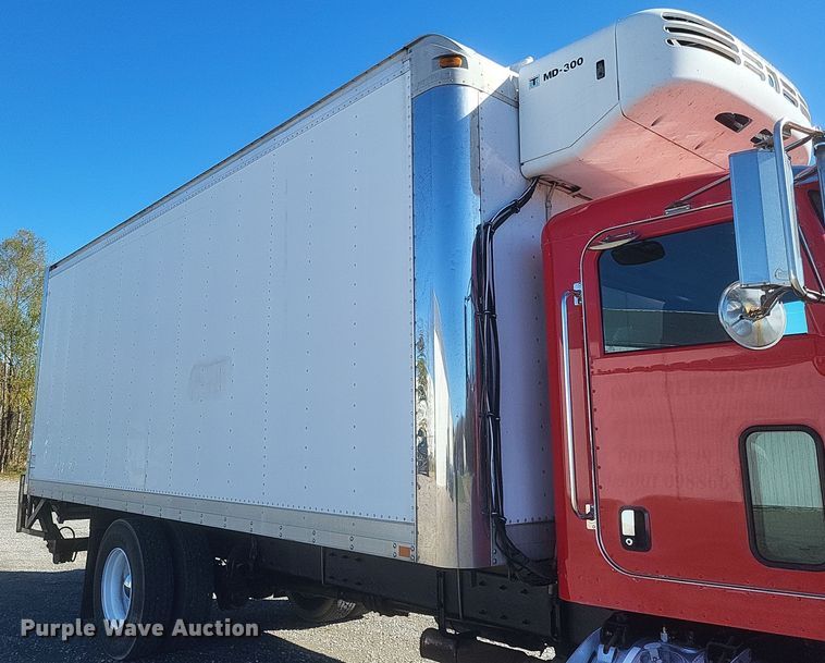 image for item DQ3762 2009 Peterbilt PB335 refrigerated truck