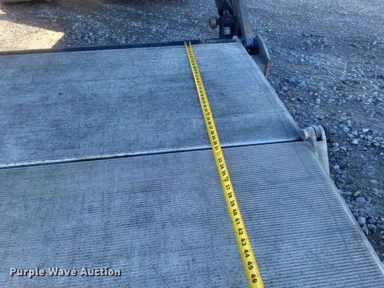 image for item DQ3762 2009 Peterbilt PB335 refrigerated truck