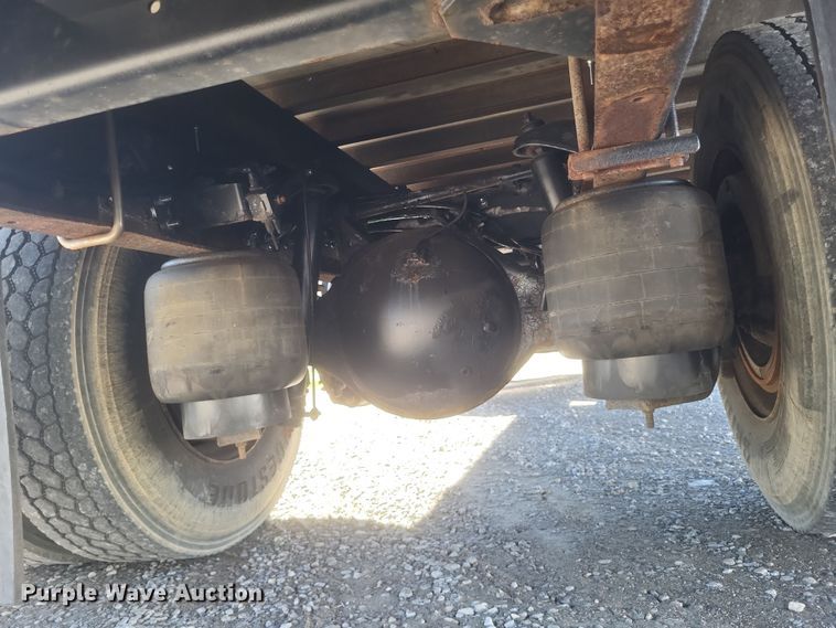 image for item DQ3762 2009 Peterbilt PB335 refrigerated truck