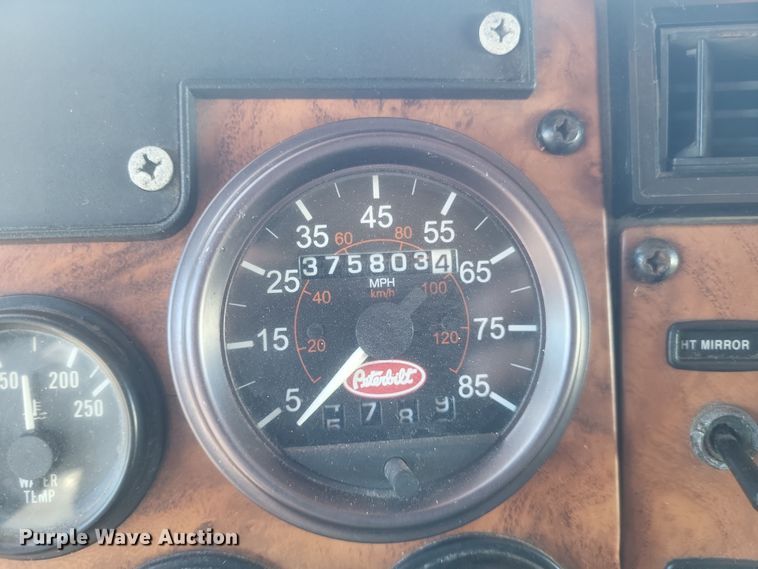 image for item DQ3762 2009 Peterbilt PB335 refrigerated truck