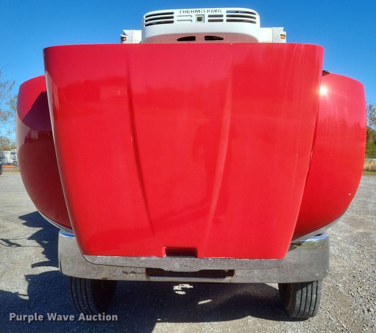 image for item DQ3762 2009 Peterbilt PB335 refrigerated truck