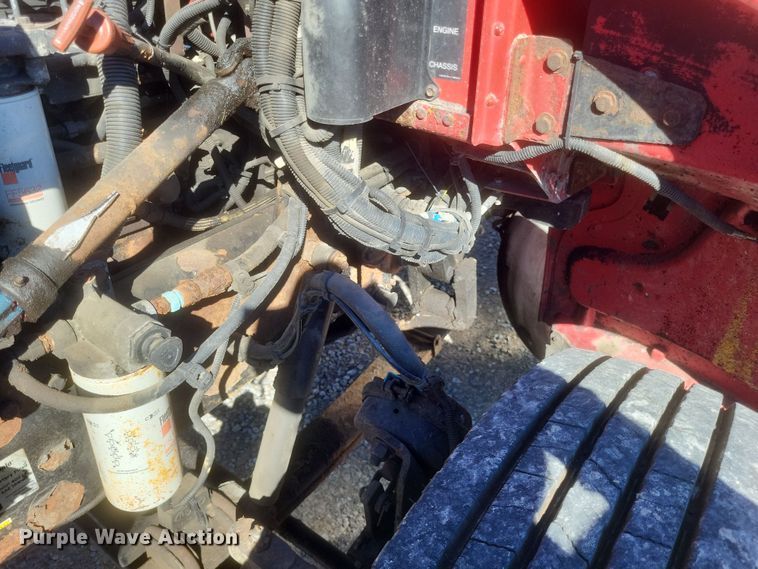 image for item DQ3762 2009 Peterbilt PB335 refrigerated truck