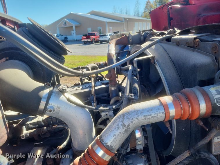 image for item DQ3762 2009 Peterbilt PB335 refrigerated truck