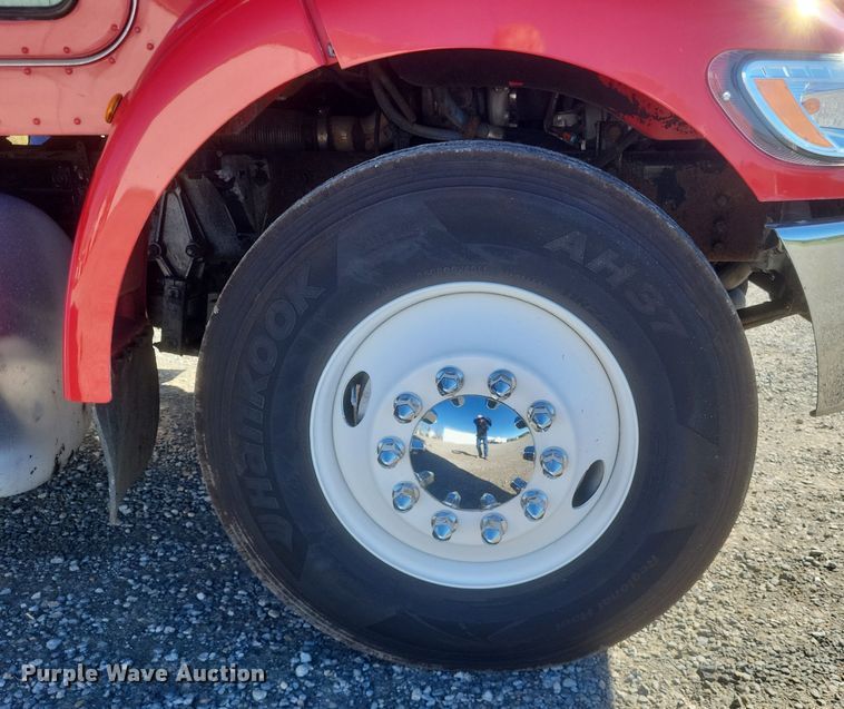 image for item DQ3762 2009 Peterbilt PB335 refrigerated truck