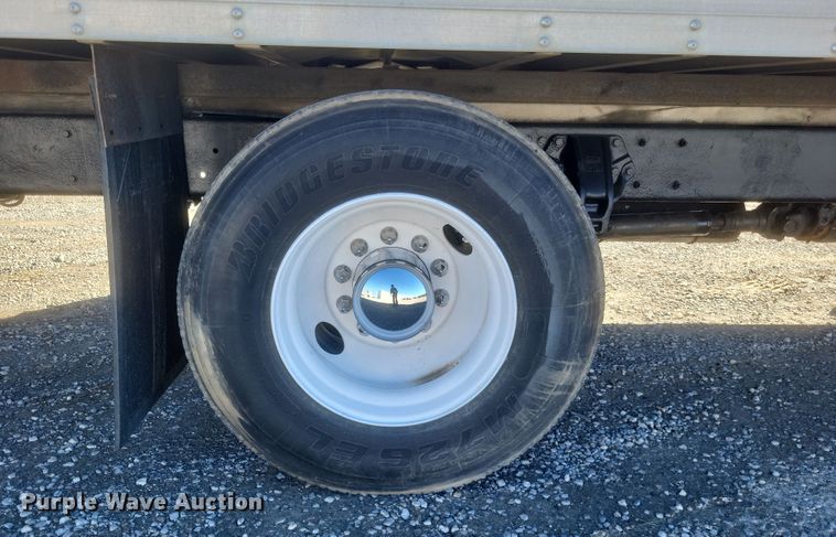 image for item DQ3762 2009 Peterbilt PB335 refrigerated truck