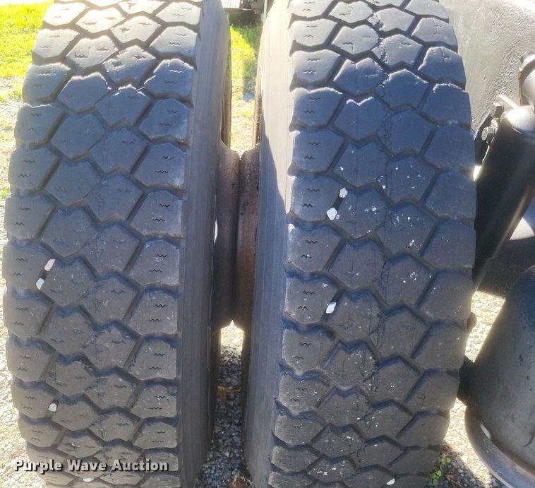 image for item DQ3763 2004 Freightliner Business Class M2 truck cab and chassis