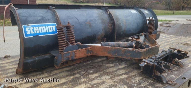 image for item DQ3815 Schmidt R3611H snow blade