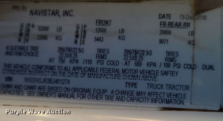 image for item DQ3828 2011 International  Prostar  semi truck