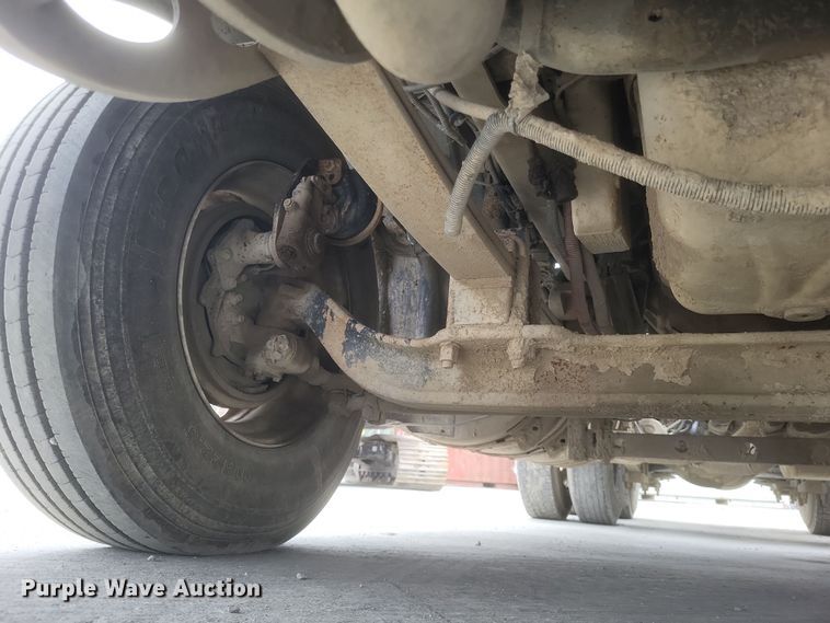 image for item DQ3829 2011 International  ProStar+ semi truck