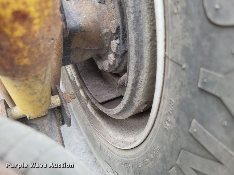 image for item DQ3829 2011 International  ProStar+ semi truck