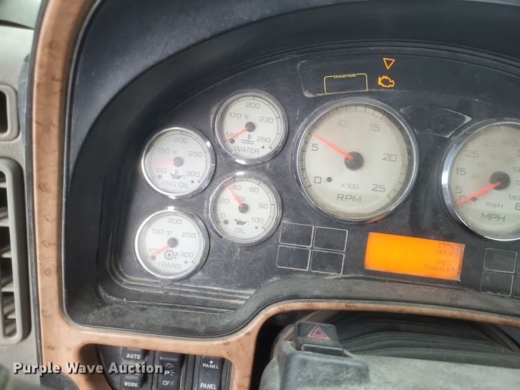 image for item DQ3829 2011 International  ProStar+ semi truck