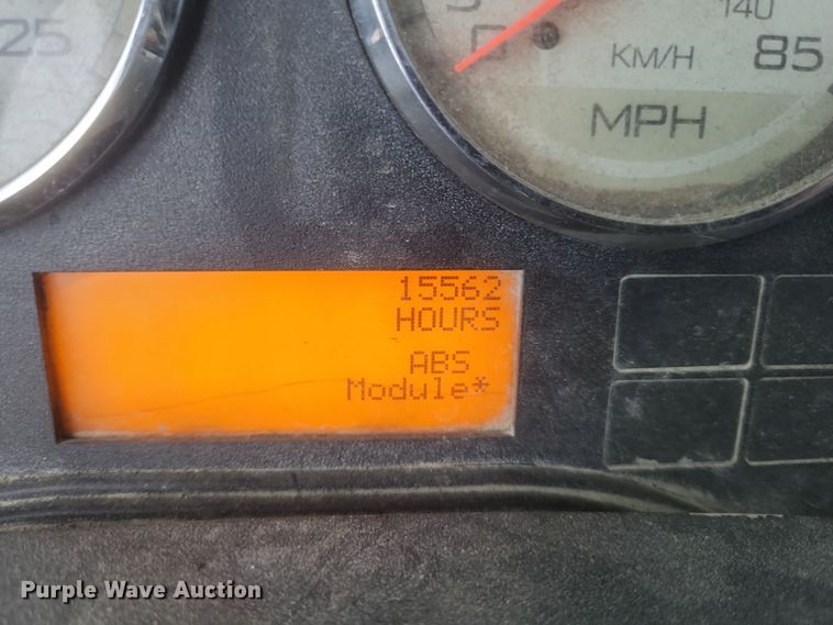 image for item DQ3829 2011 International  ProStar+ semi truck