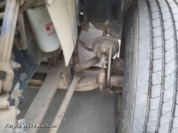 image for item DQ3829 2011 International  ProStar+ semi truck