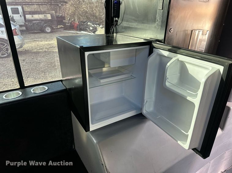 image for item DQ6491 2004 Gillig Party Bus party bus