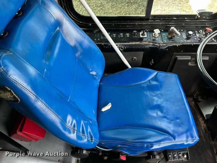 image for item DQ6491 2004 Gillig Party Bus party bus