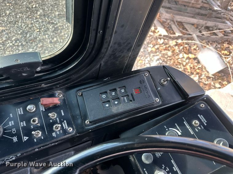 image for item DQ6491 2004 Gillig Party Bus party bus