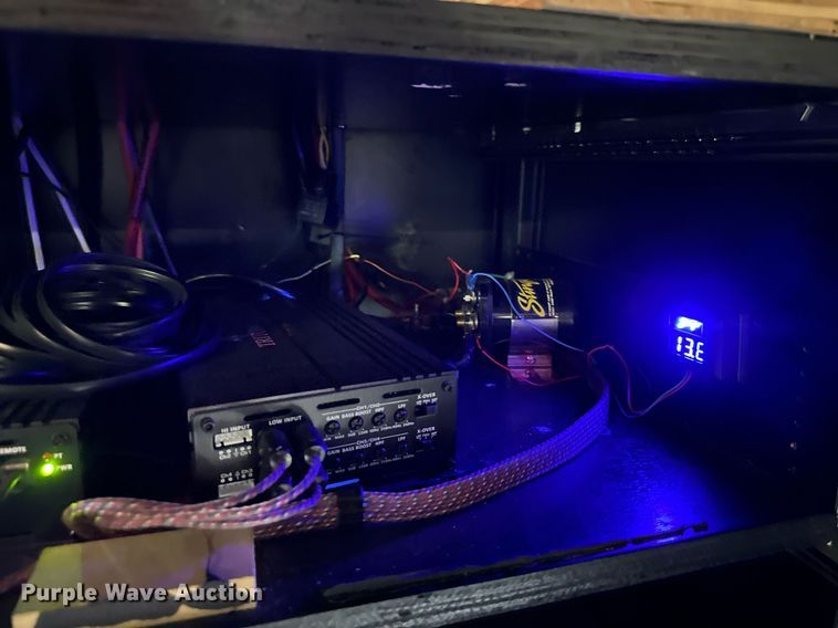 image for item DQ6491 2004 Gillig Party Bus party bus