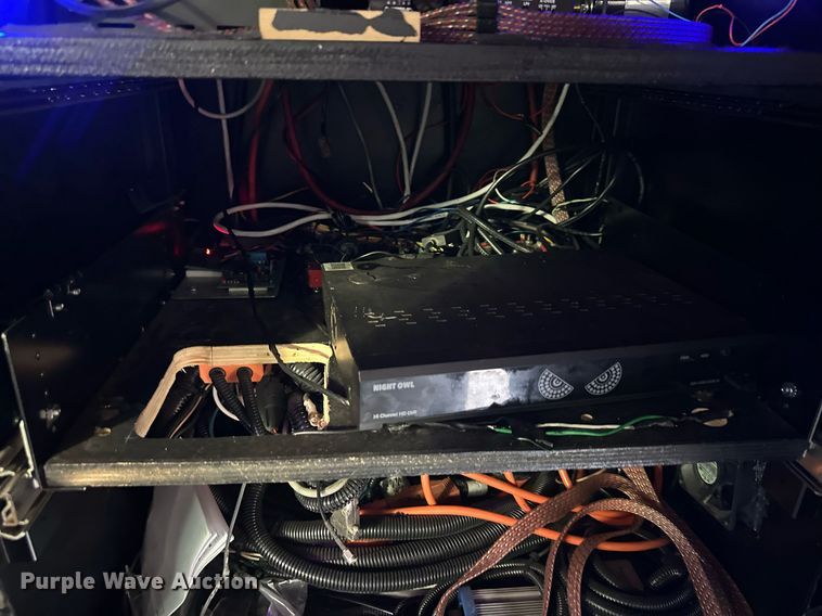 image for item DQ6491 2004 Gillig Party Bus party bus