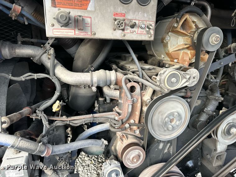 image for item DQ6491 2004 Gillig Party Bus party bus