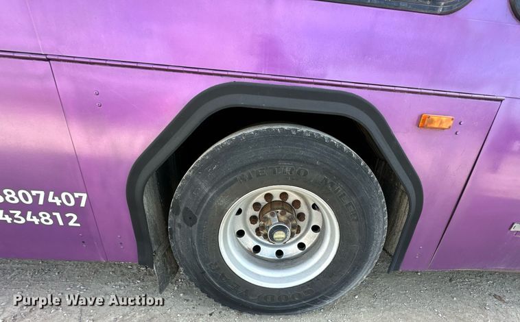 image for item DQ6491 2004 Gillig Party Bus party bus