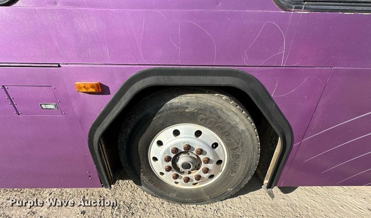 image for item DQ6491 2004 Gillig Party Bus party bus