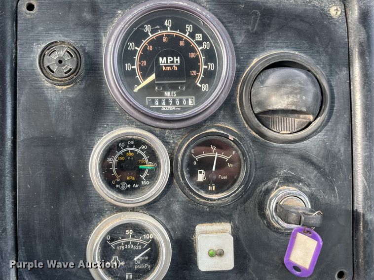 image for item DS2546 1997 Capacity TJ5000 yard truck