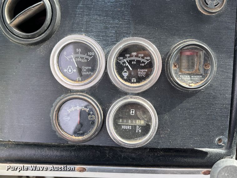 image for item DS2547 1997 Capacity TJ5000 yard truck