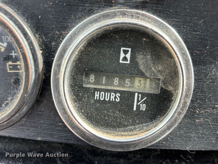 image for item DS2547 1997 Capacity TJ5000 yard truck