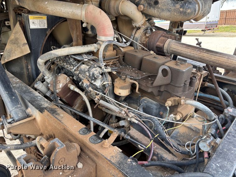 image for item DS2547 1997 Capacity TJ5000 yard truck