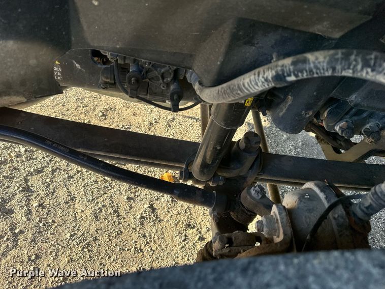 image for item DS3234 2010 Volvo VNM semi truck