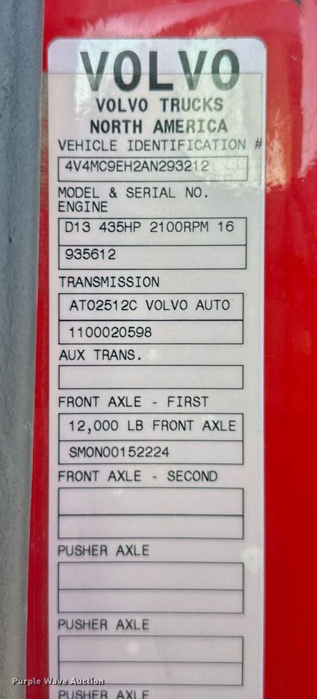 image for item DS3234 2010 Volvo VNM semi truck