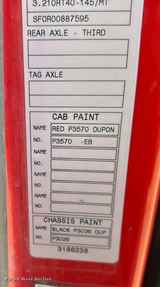 image for item DS3234 2010 Volvo VNM semi truck