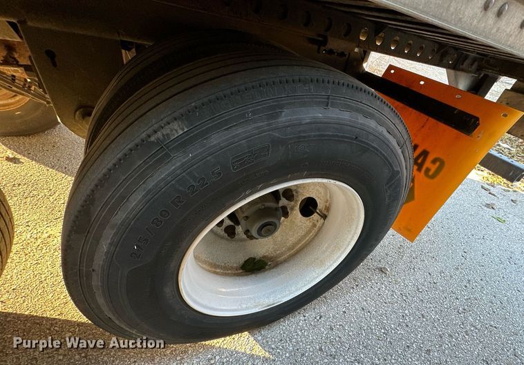 image for item DS3281 2015 Hyundai VR2530142-ARS refrigerated van trailer