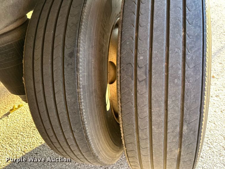 image for item DS3281 2015 Hyundai VR2530142-ARS refrigerated van trailer