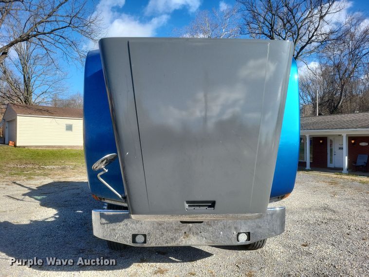 image for item DS5174 1996 Freightliner FLD120 semi truck