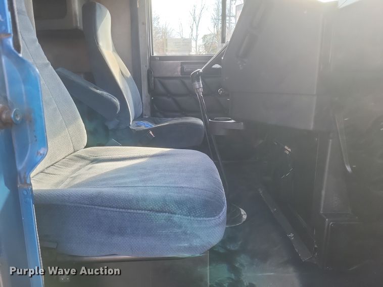 image for item DS5174 1996 Freightliner FLD120 semi truck