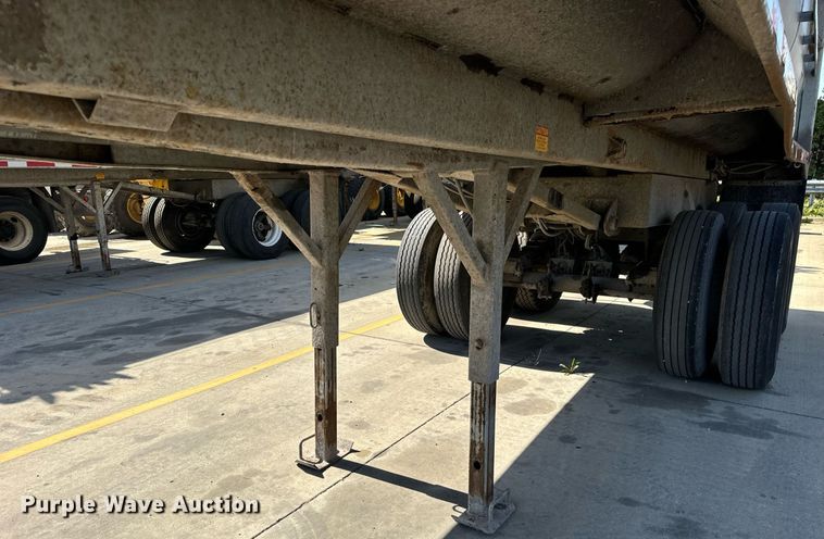image for item DT2033 2001 Hilbilt Trailers end dump trailer