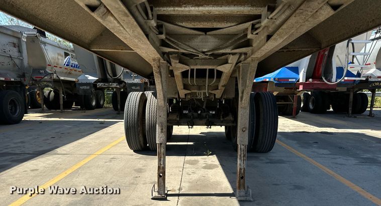 image for item DT2033 2001 Hilbilt Trailers end dump trailer
