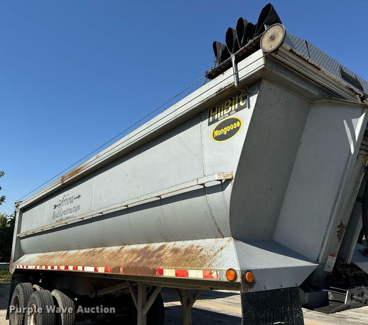 image for item DT2033 2001 Hilbilt Trailers end dump trailer