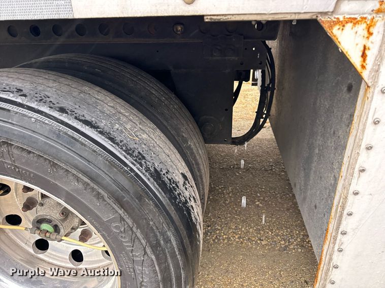 image for item DT2229 2021 Kentucky Trailer dry van trailer